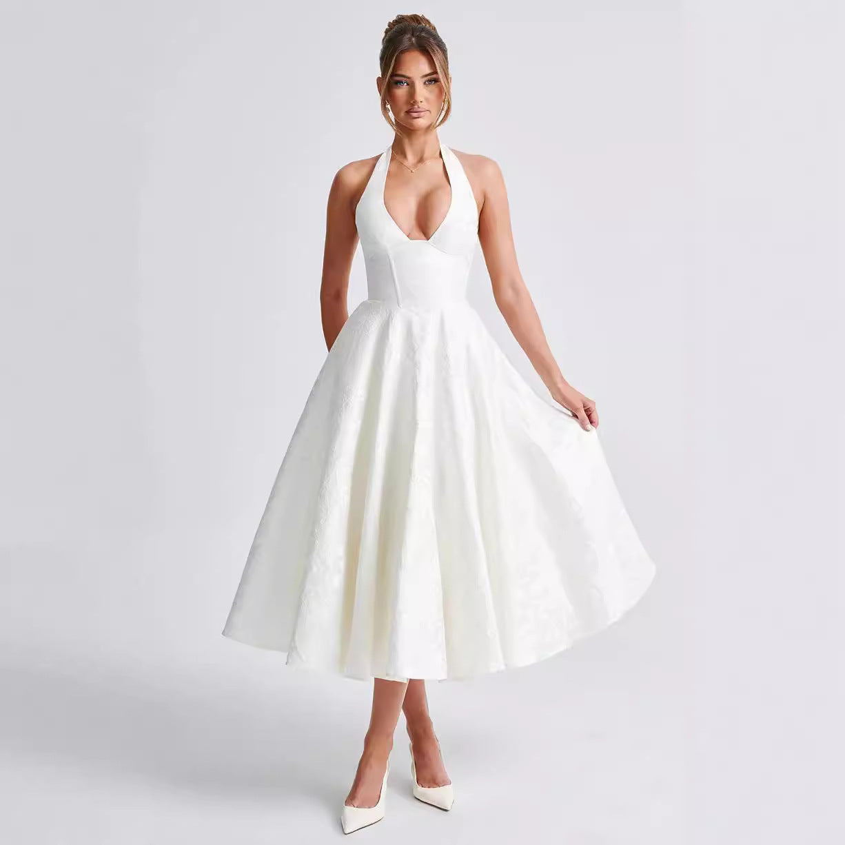 V-neck Halter Sleeveless Jacquard Lace-up Waist Vacation Style Long Senior Dress