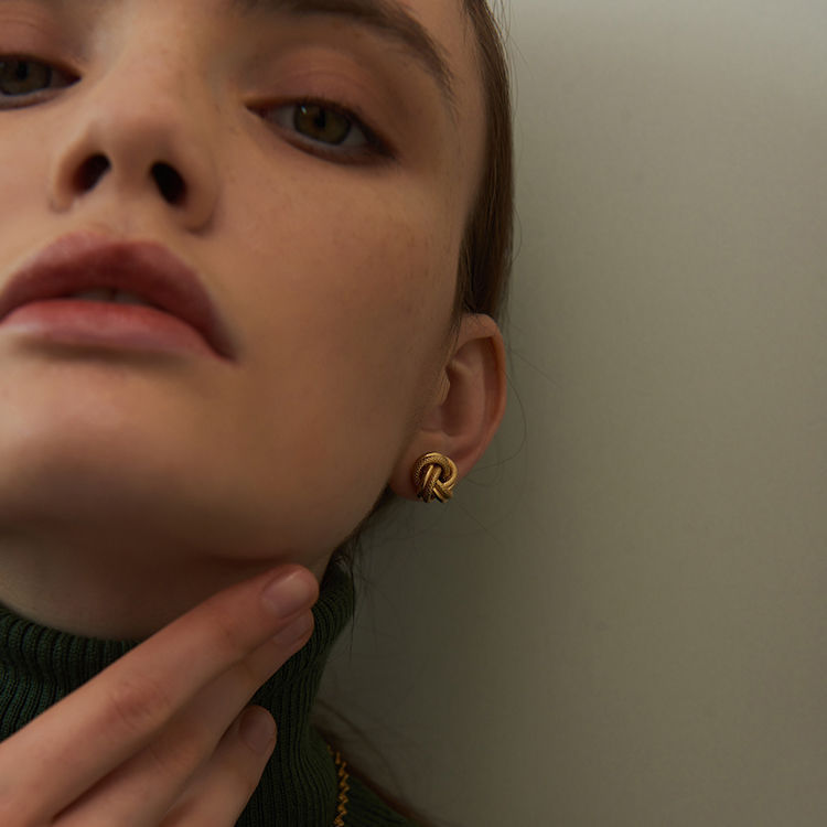 New European And American 18K Gold Plating Earrings