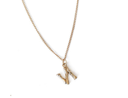 Female retro style pendant clavicle chain