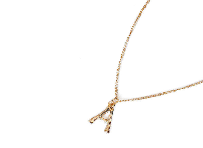 Female retro style pendant clavicle chain