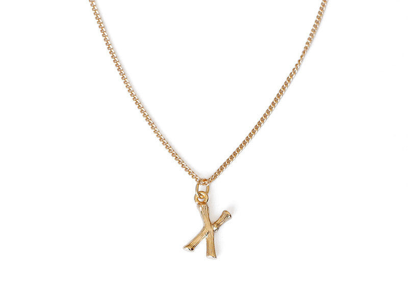 Female retro style pendant clavicle chain