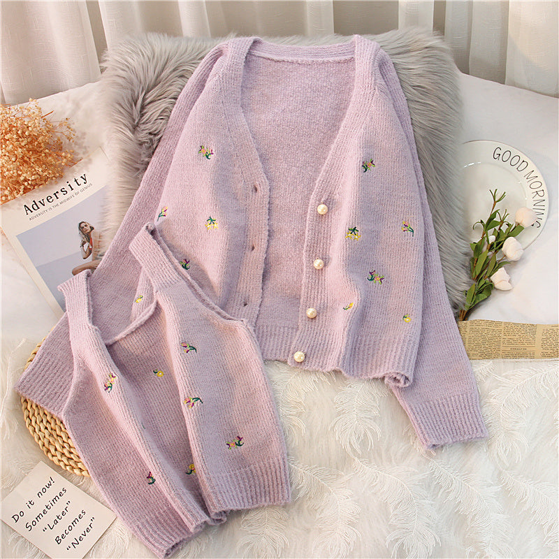 Spring New Temperament Sweater Knitted Cardigan Embroidery Suit Female Western Style Sling Two-piece Short Paragraph