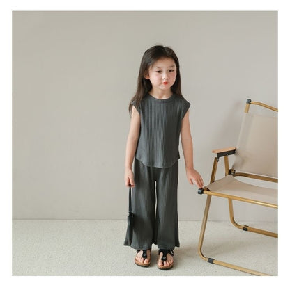 Girls' Ice Silk Loose-fitting Sleeveless Shirt Top And Trousers Two-piece Set