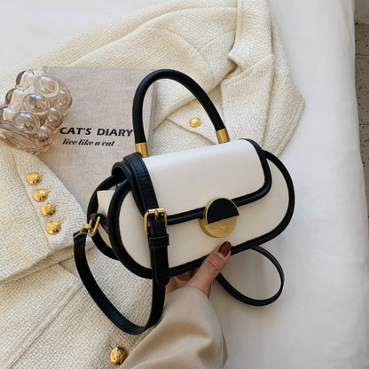 Women's Retro Popular Shoulder Bag Large Capacity