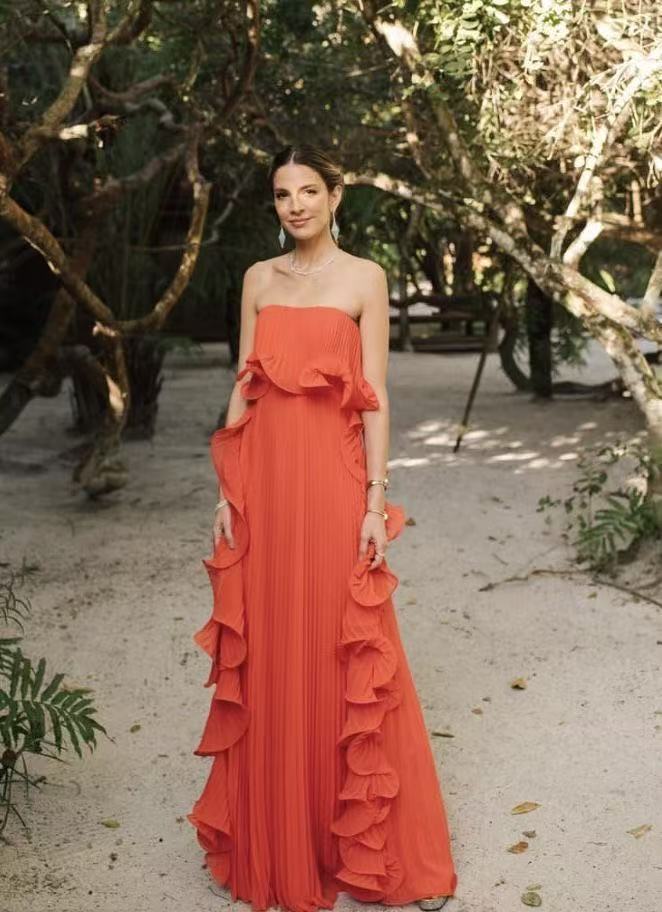 Women's Pleated Chest Wrap Large Hem Dress