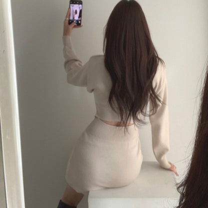 Twist pattern all-match dress