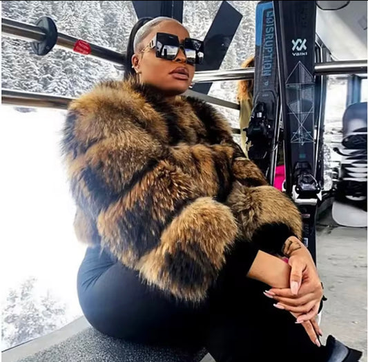 Warm Short Raccoon Fur Women's Clothing Leather Fur Coat