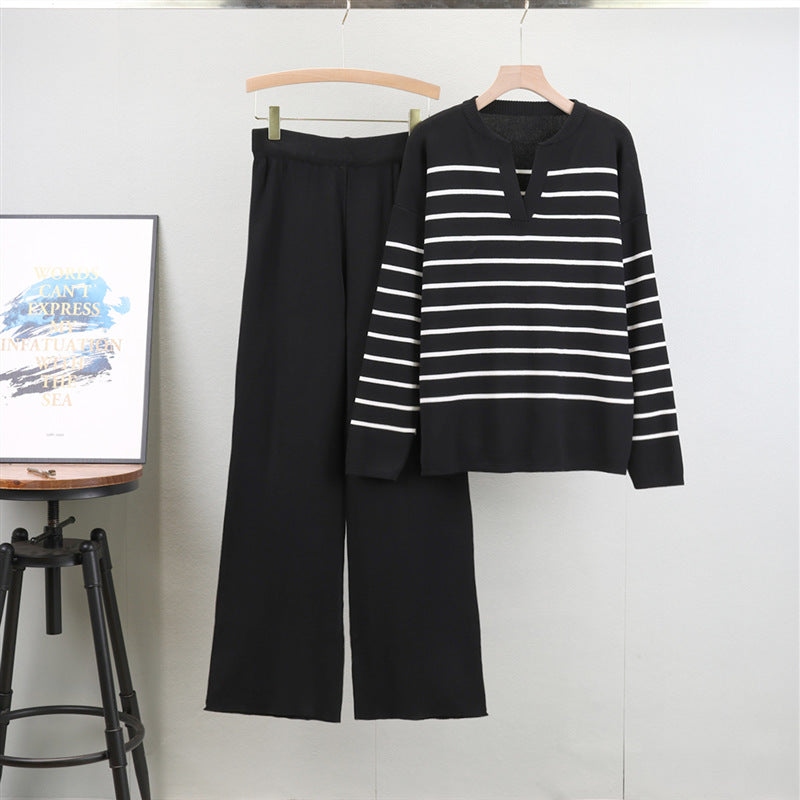 Chic Design V-neck Striped Knitting Suit Women