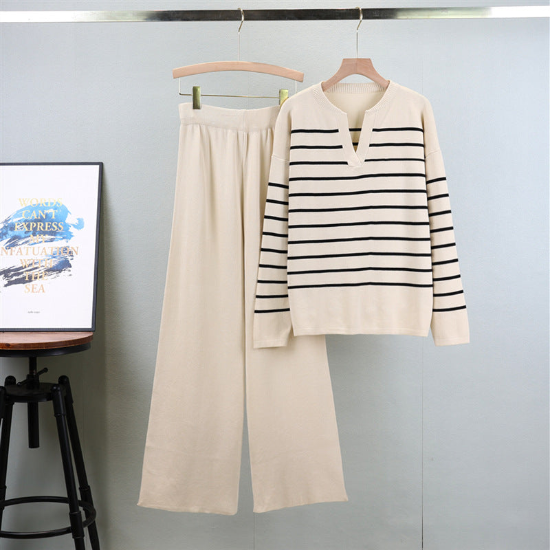 Chic Design V-neck Striped Knitting Suit Women