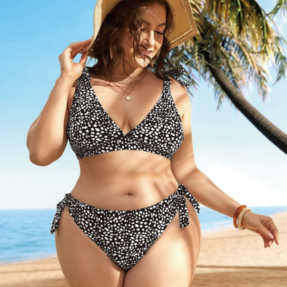 New Lace-up Bikini Swimsuit Sexy Waist Hollow-out