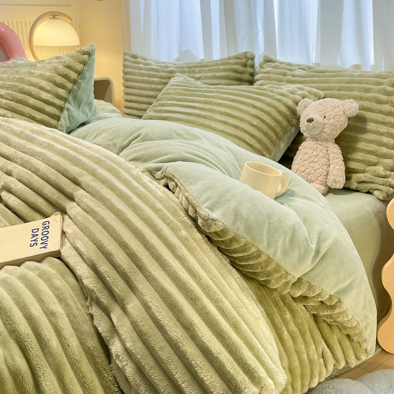 High-end Dehaired Angora Milk Fiber Bed Thickened Blanket