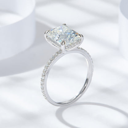 4 Karat Radiant925 Silver Moissanite Ring