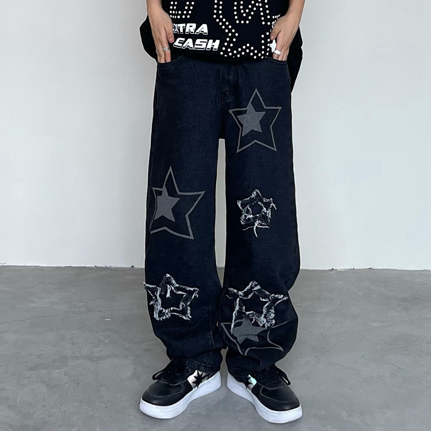 Washed And Ripped Star Jeans Loose And Slim